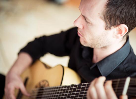 ADSERÀ : GUITARRISTA