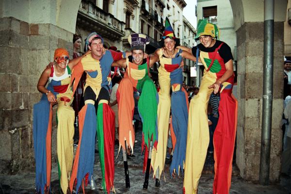 LA FAMILIA CAMALLARGA-LA CENTRAL CULTURAL