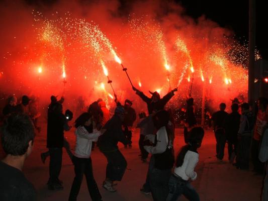 Colla de Diables  Figots Satànics