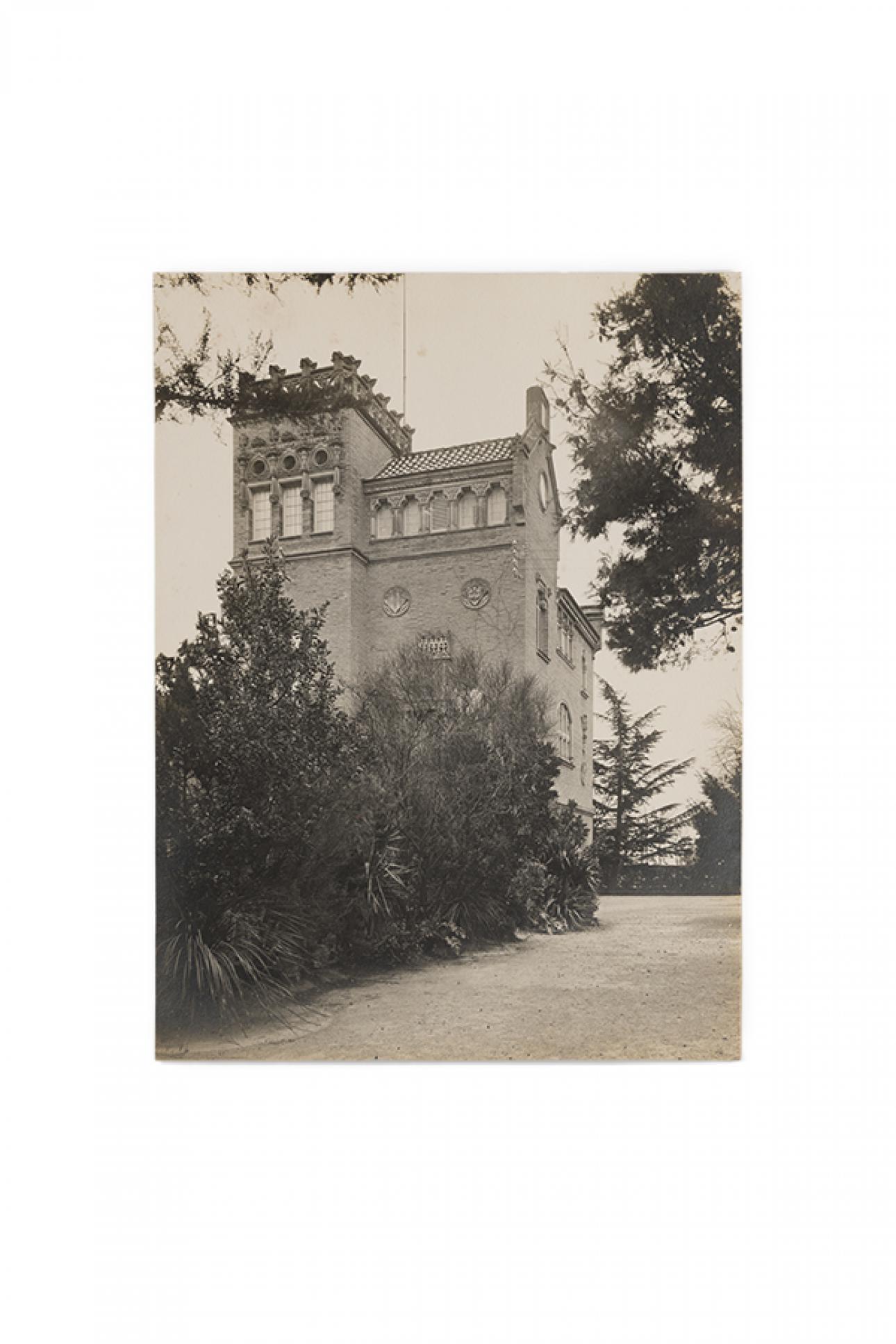 Captura: Història potencial de Francesc Tosquelles, Catalunya i la por, una pel·lícula de Mireia Sallarès escrita per Joana Masó. Organitza: Mèdol-Centre d’Arts Contemporànies de Tarragona. Dissabte 28 de maig a les 19.00 h. Hospital Universitari Institut Pere Mata, Reus