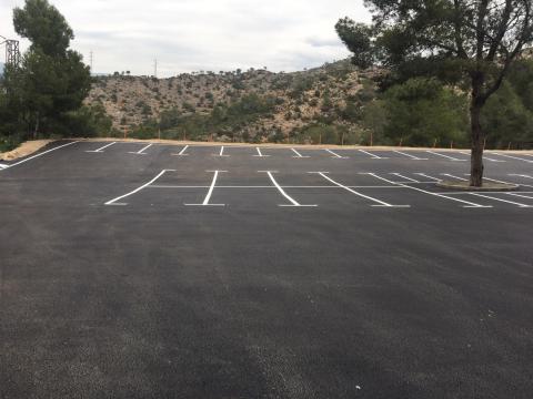 La Diputació millora l'accés a l'aparcament per a visitants de les Coves de Benifallet