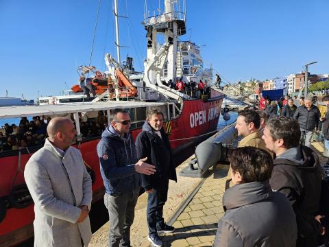Visita al vaixell d'Open Arms a Tarragona